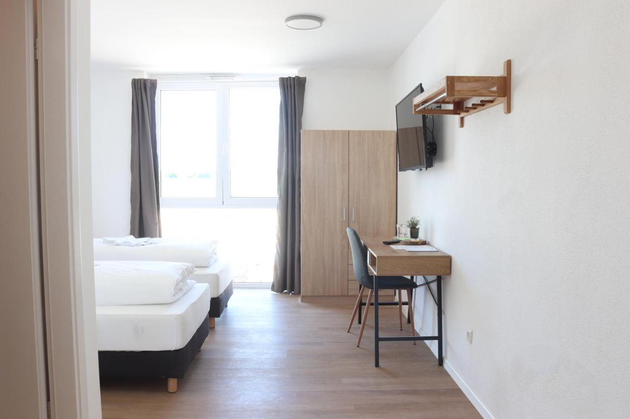 Motel Bergtheim - Self Check-In Экстерьер фото